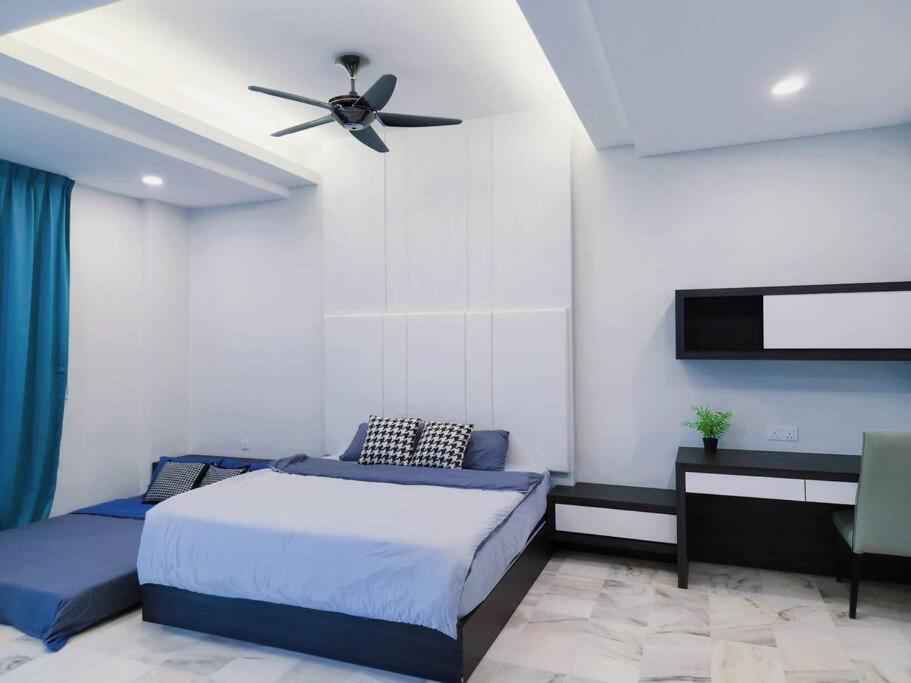 Holiday home 10min To Town 4br20pax Mahjong Game Karaok