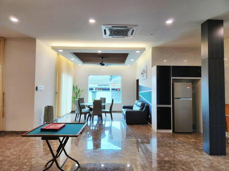 10min To Town 4br20pax Mahjong Game Karaok Holiday home *