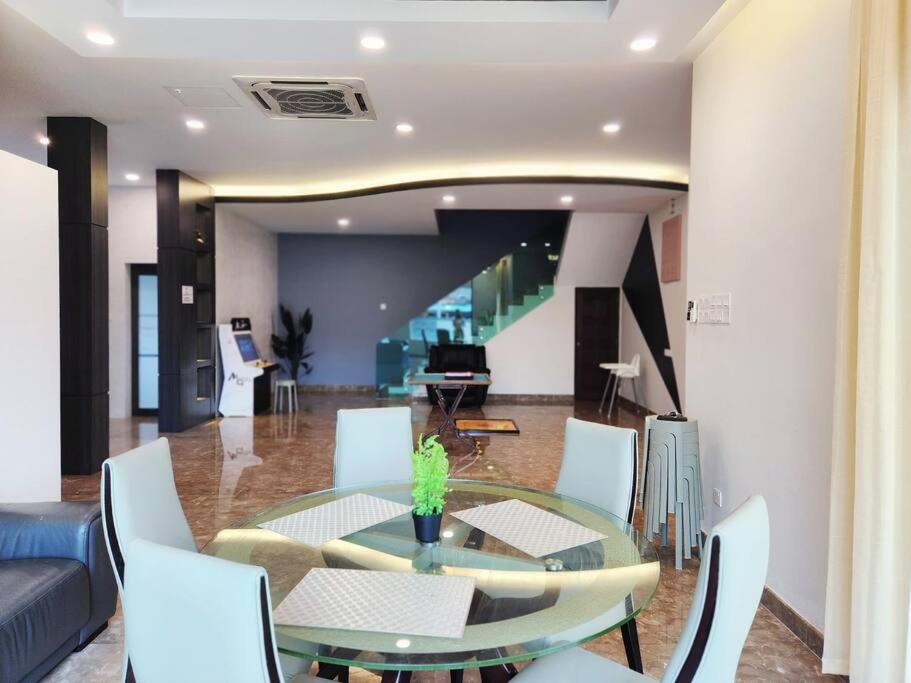 10min To Town 4br20pax Mahjong Game Karaok Holiday home *